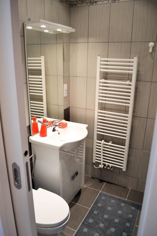 Business Class Ruterra Suite Prague Phòng bức ảnh