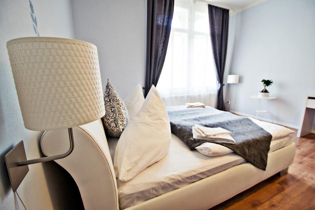 Business Class Ruterra Suite Prague Ngoại thất bức ảnh