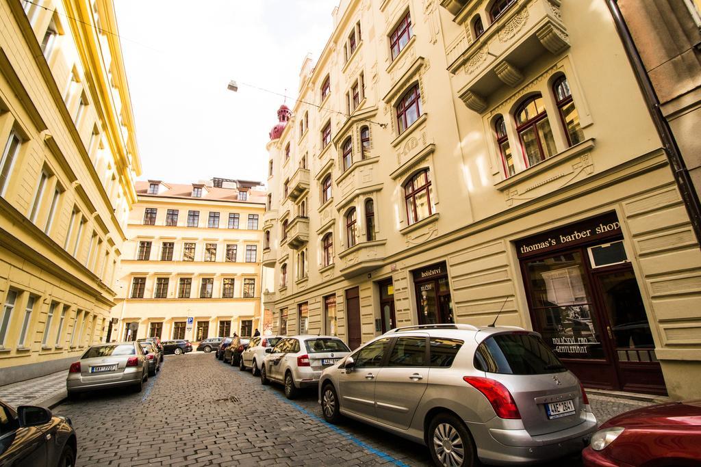 Business Class Ruterra Suite Prague Ngoại thất bức ảnh